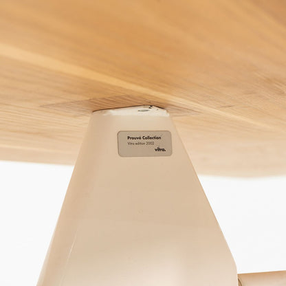 EM Dining Table