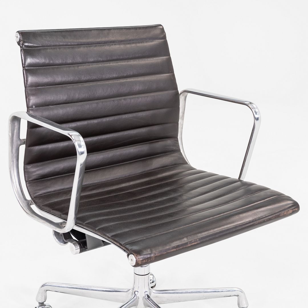 Aluminum Group Management Desk Chair, Model EA335