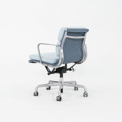 Eames Soft Pad Management Chair, EA435