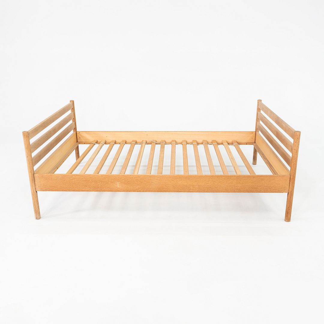Full Bed