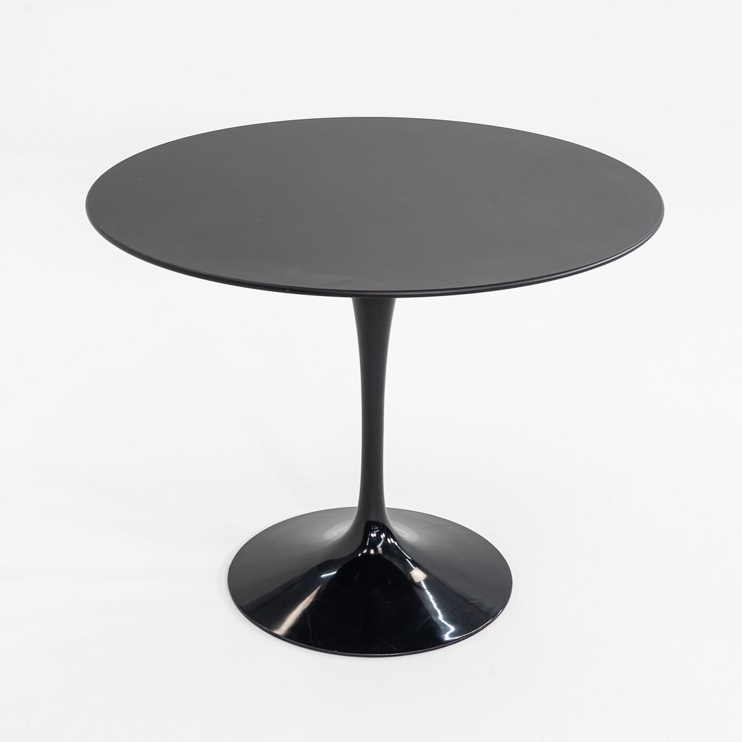 Tulip Dining Table, Model 163TR