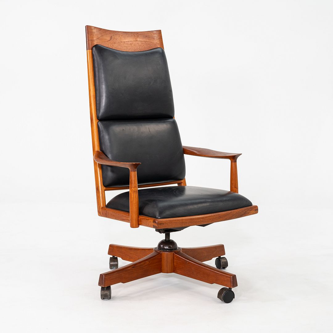 Custom Executive Desk Chair