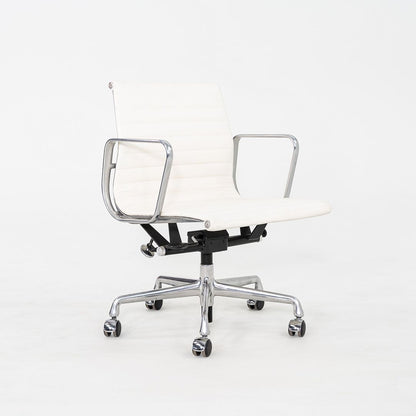 Aluminum Group Management Desk Chair, Model EA335