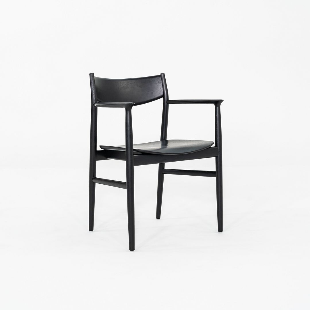 Kamuy Armchair