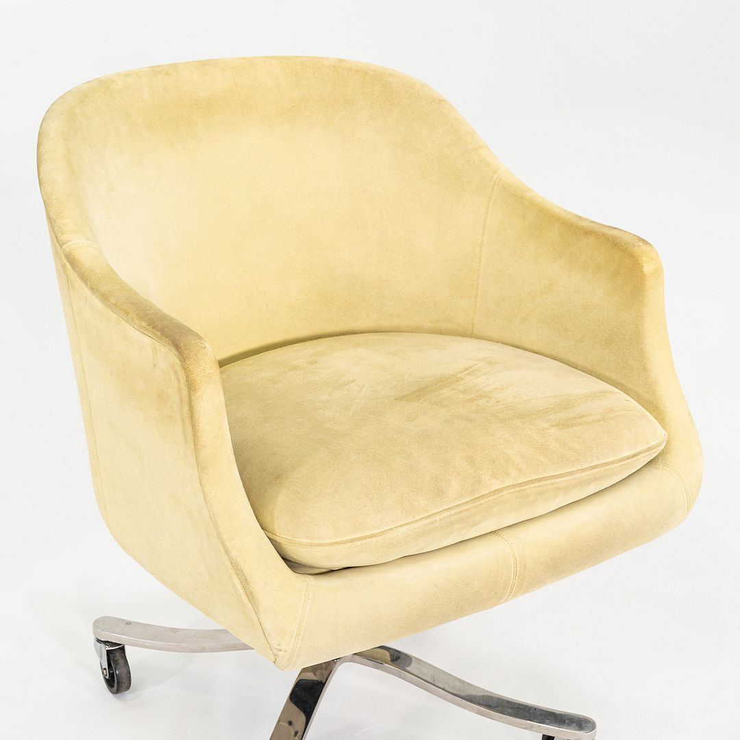 CH 6 Alpha Bucket Desk Chair
