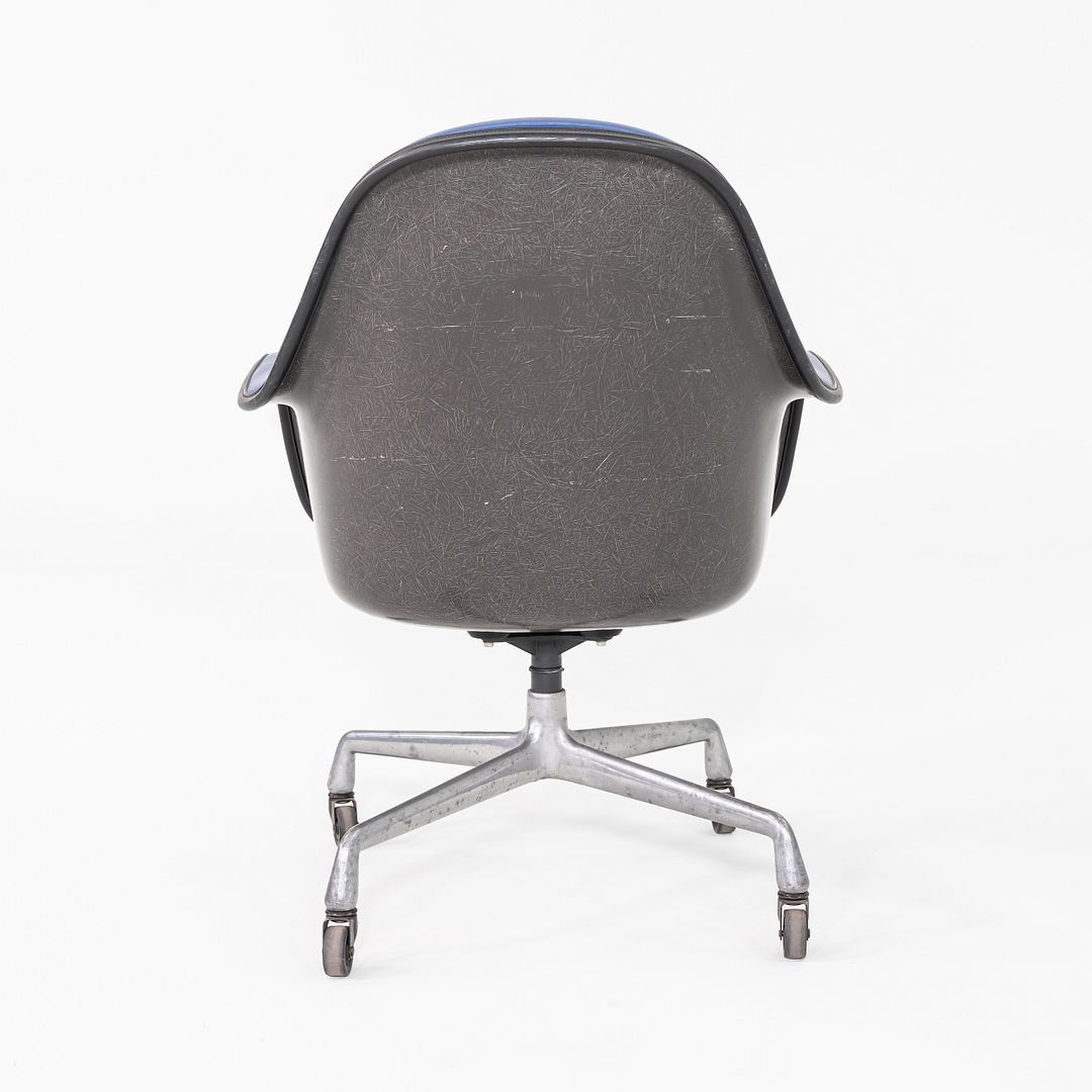 EC175 Desk Chair