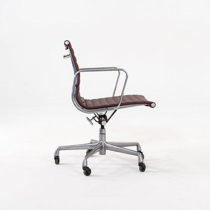 Aluminum Group Management Desk Chair, Model EA335