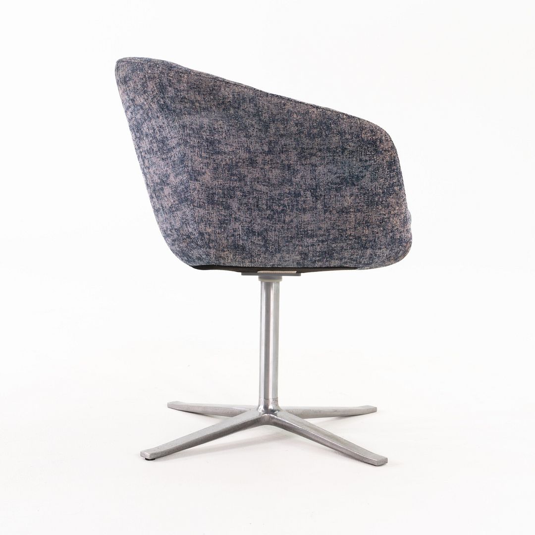 Bob Guest Swivel Chair, Model 231