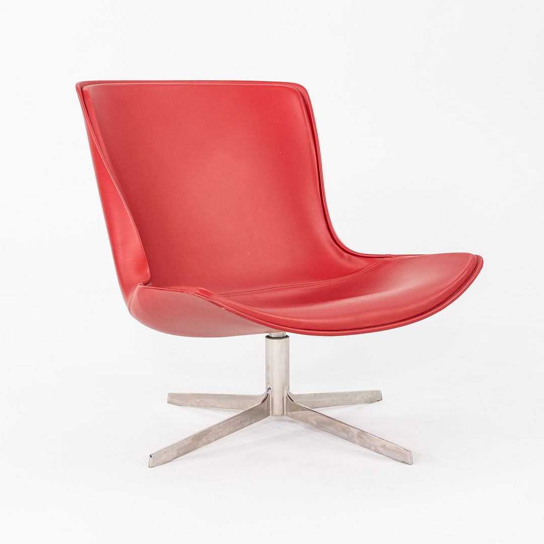 Vika Lounge Chair
