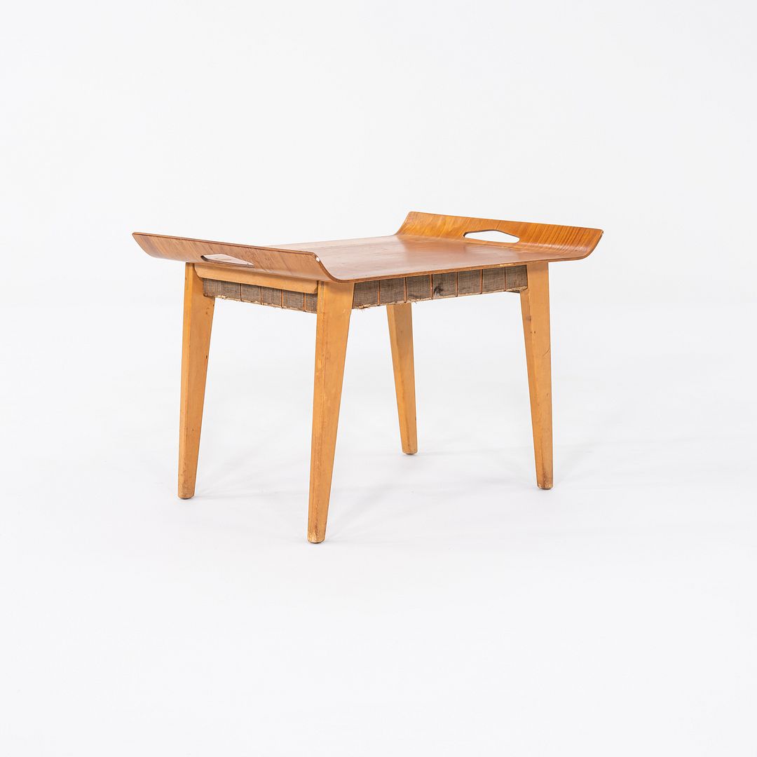 Model 50 Single Tray Table