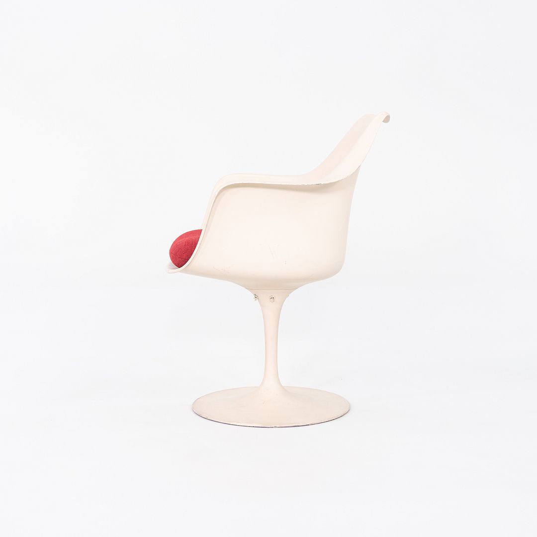 Saarinen Pedestal Tulip Armchair, Model 150 US