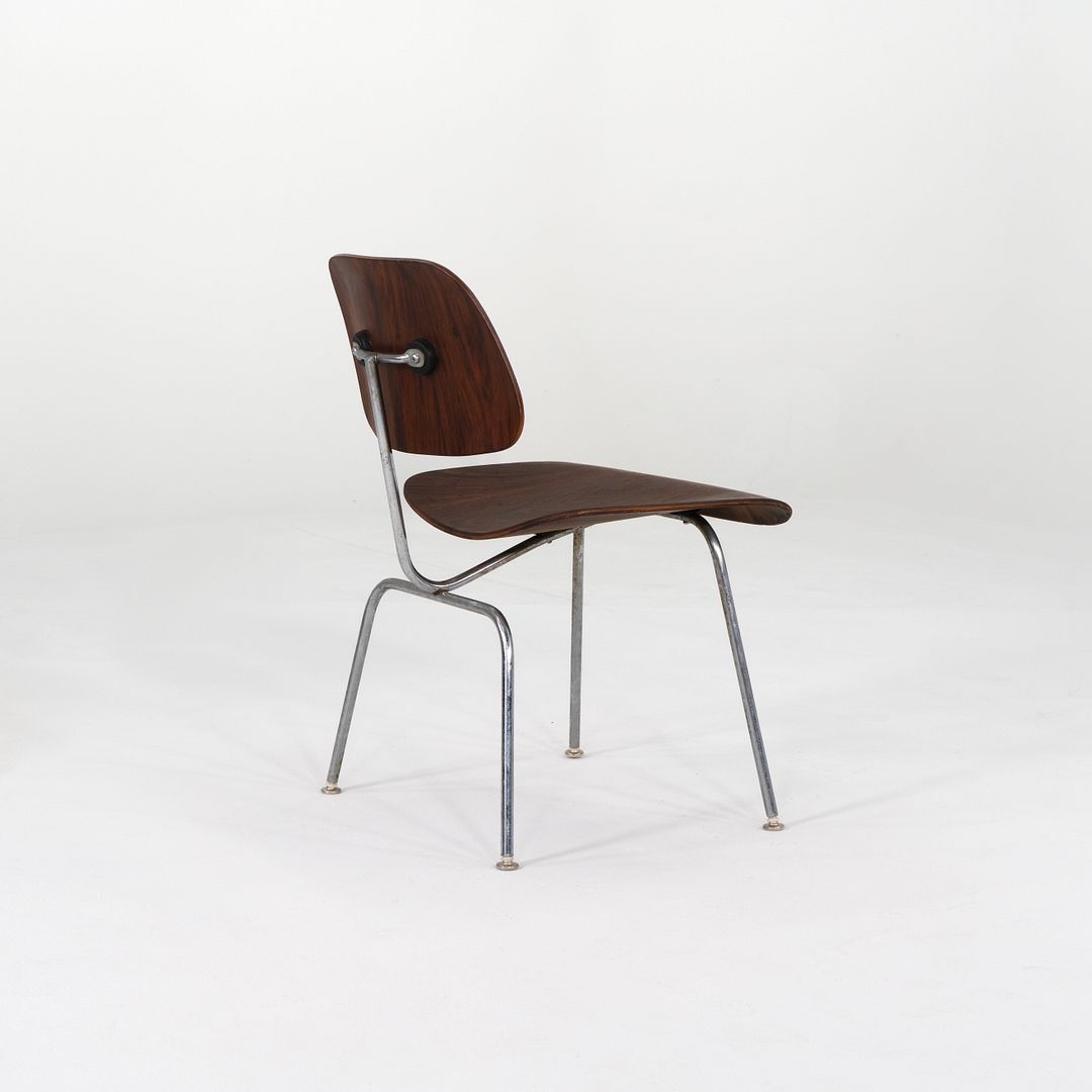 DCM Chair