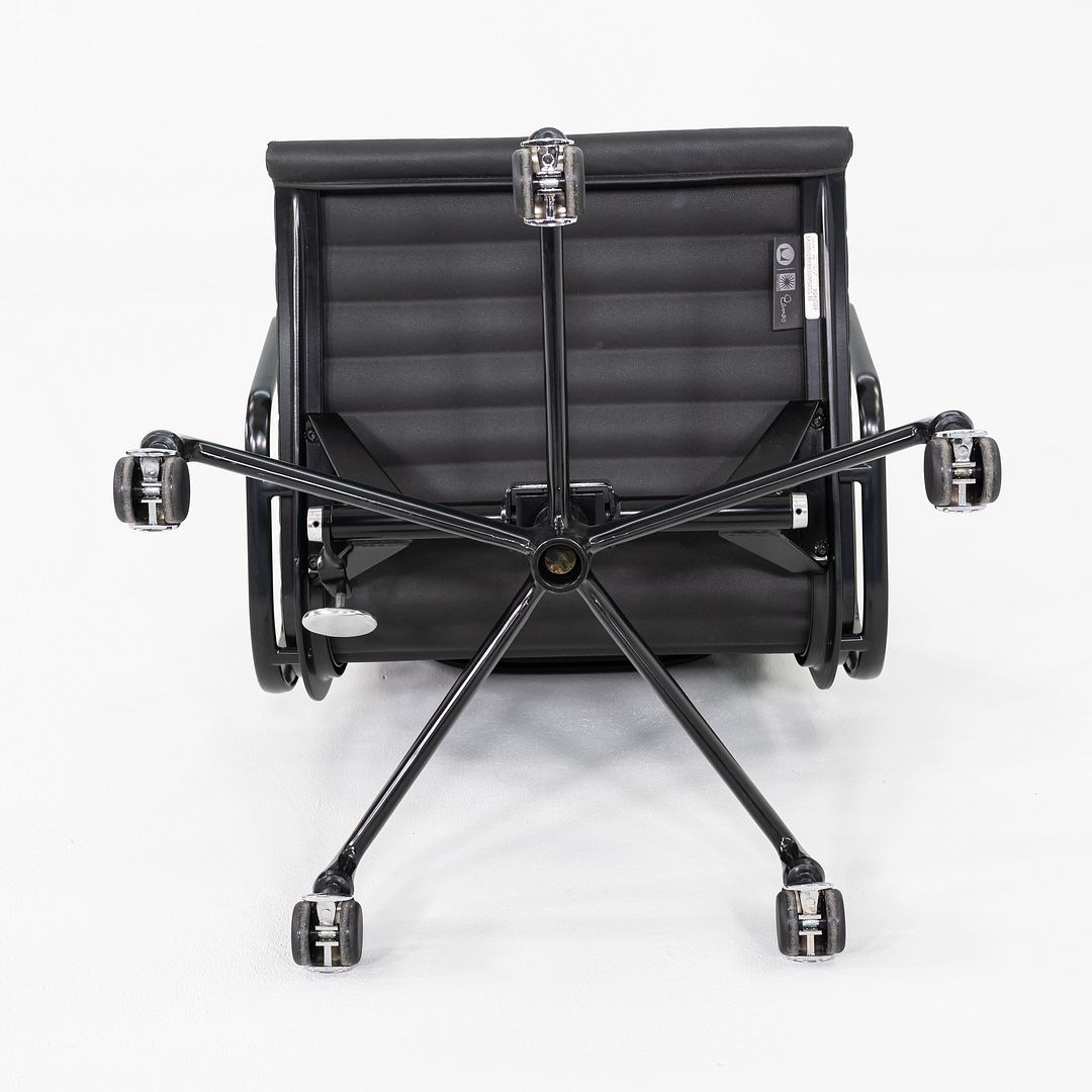 Aluminum Group Management Desk Chair, Model EA335