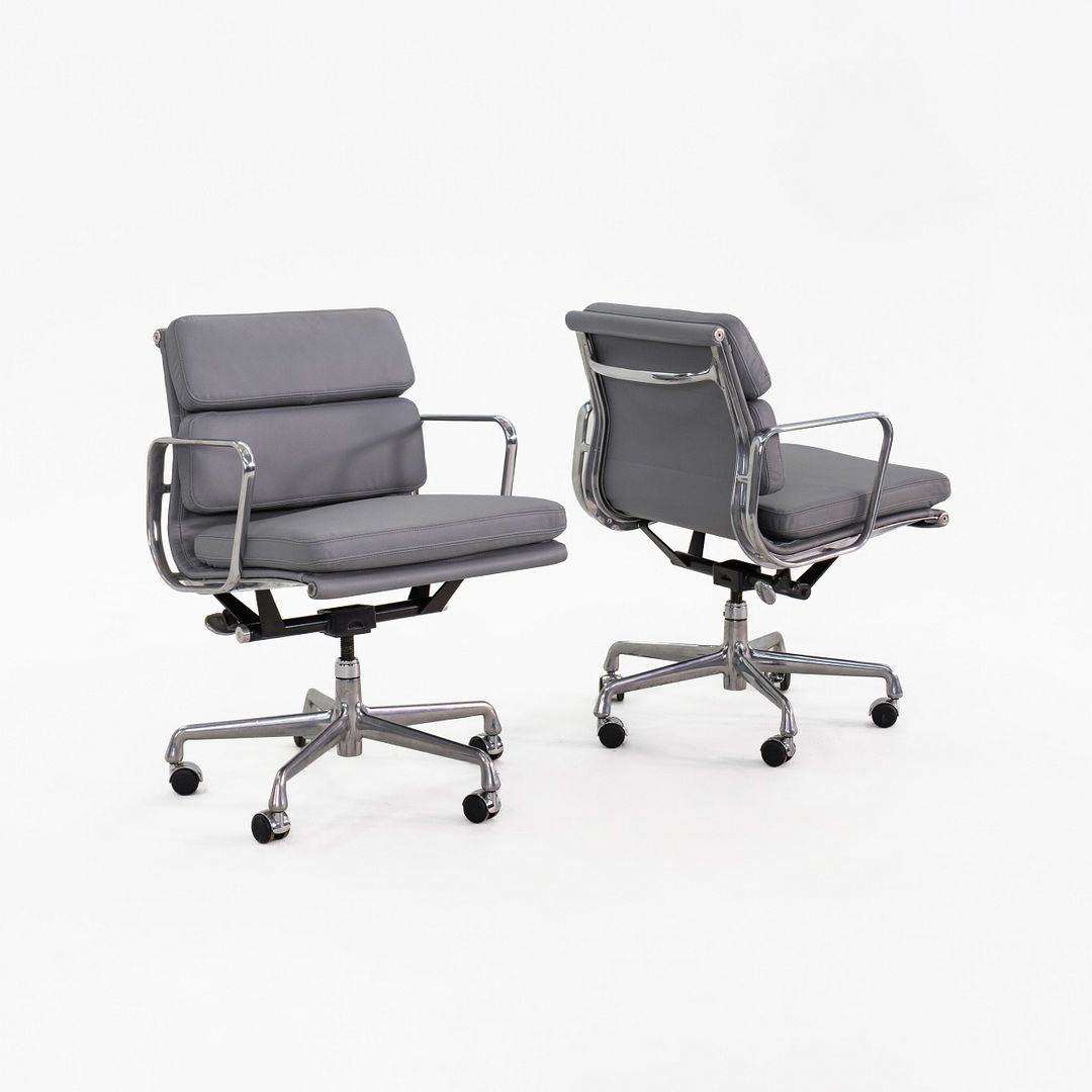 Soft Pad Management Desk Chair, Model EA435