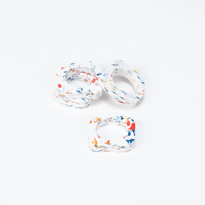 Flat Plastic Napkin Ring — Set of 4
