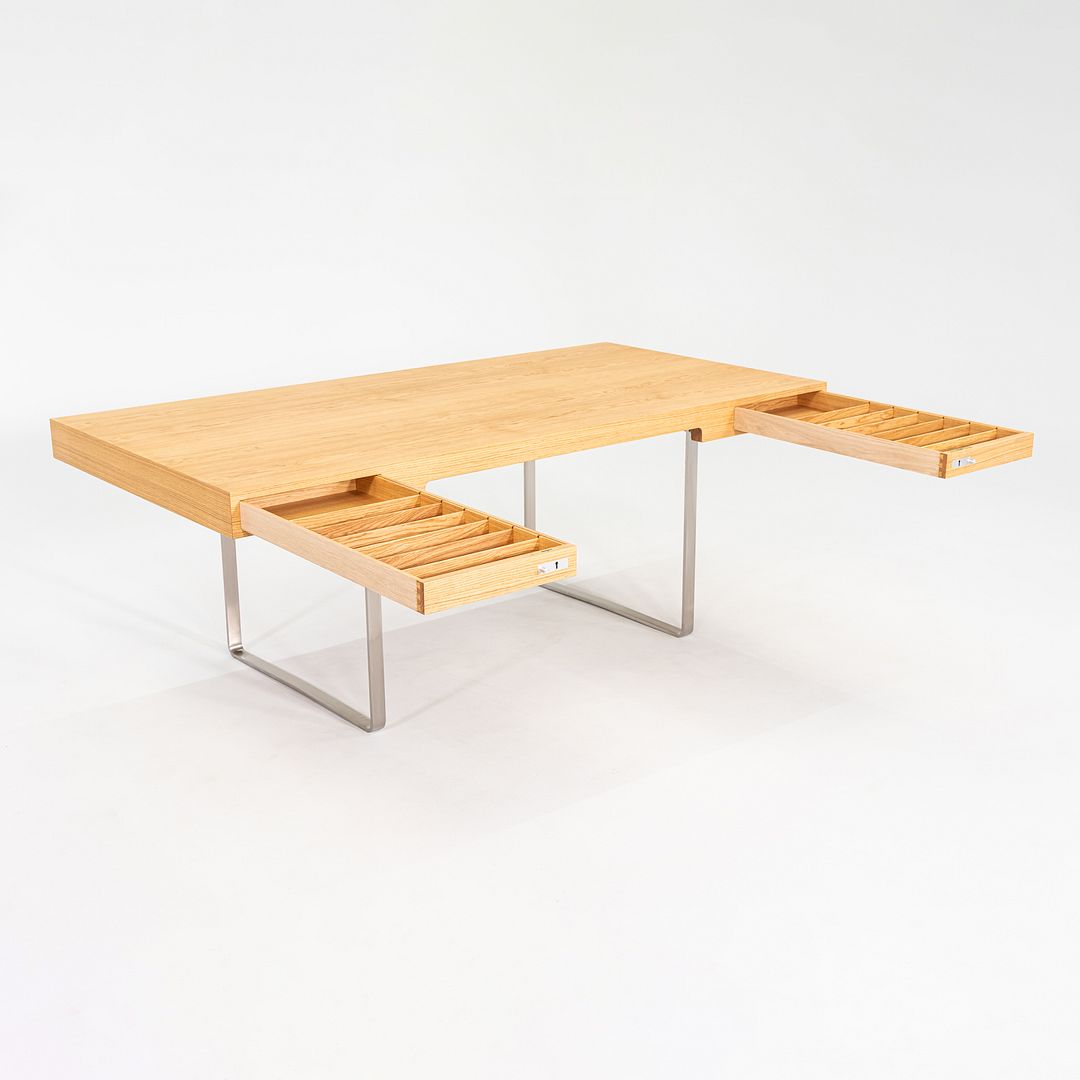 CH110 Desk