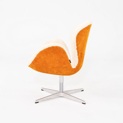 Swan Lounge Chair
