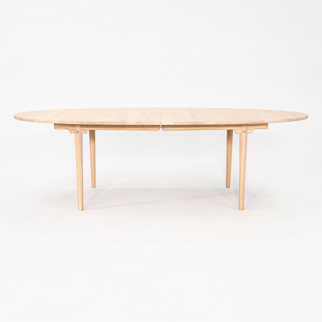 CH339 Dining Table
