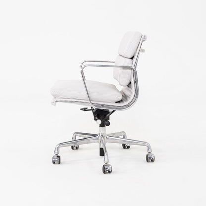 Soft Pad Management Desk Chair, EA435