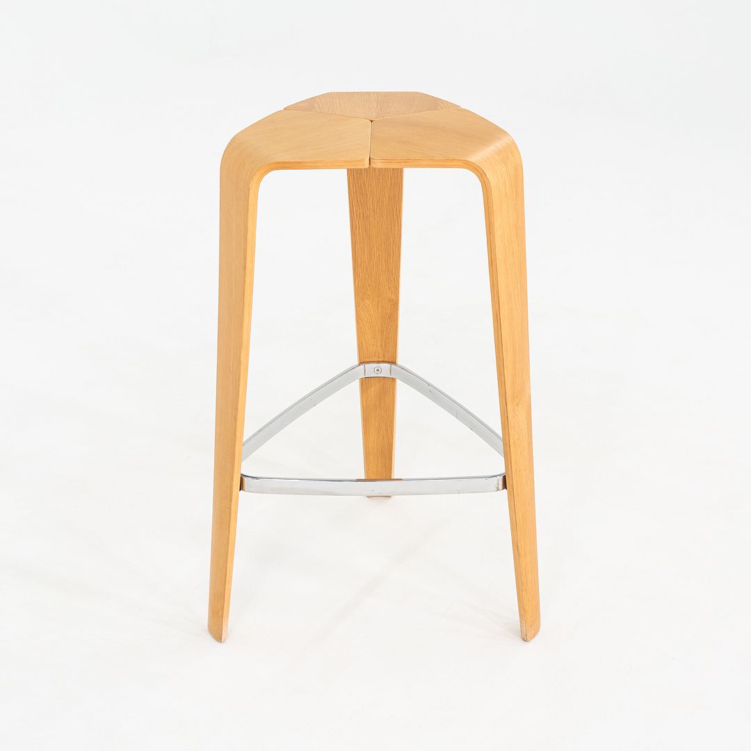 Tre Bar Stool
