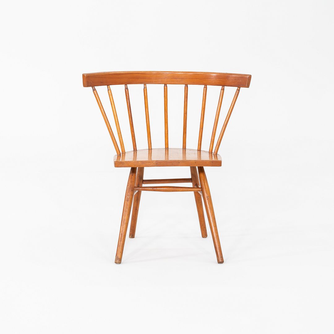 N19 Straight Chair