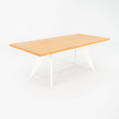 EM Dining Table