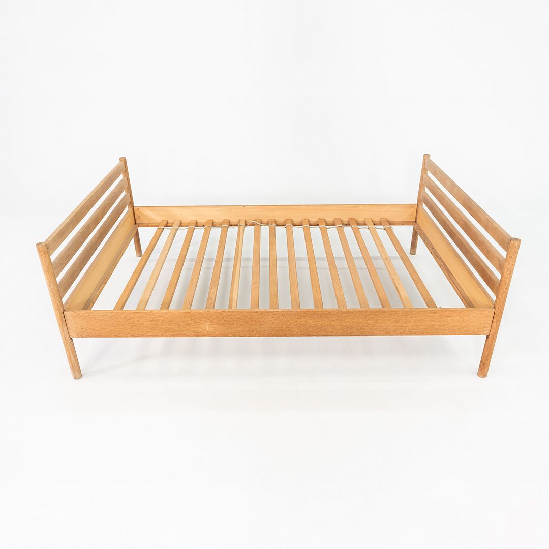 Full Bed
