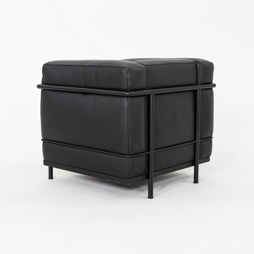 LC2 Petit Club Lounge Chair by Le Corbusier, Pierre Jeanneret