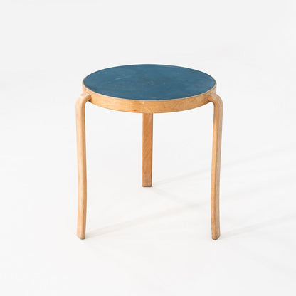 8000 Series Table