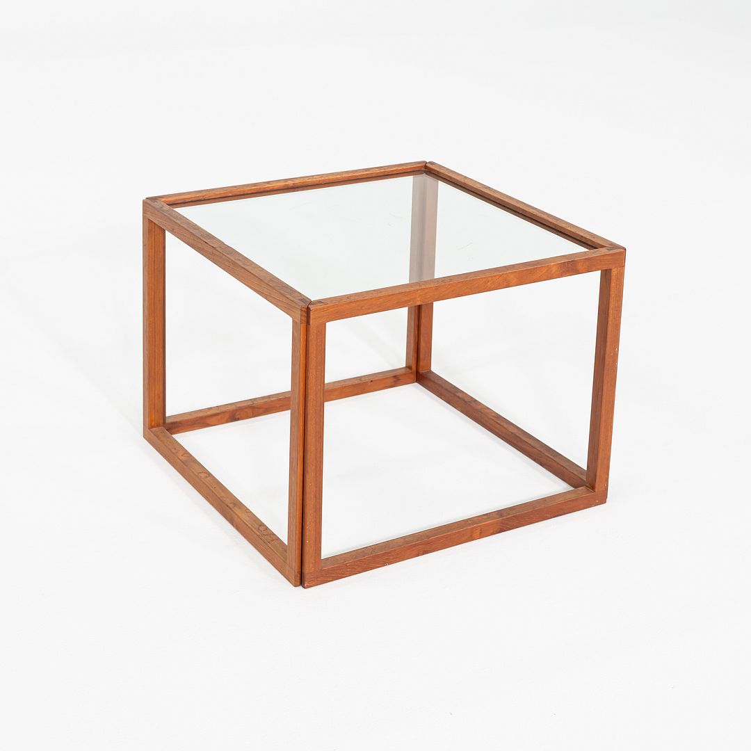 Cube Table