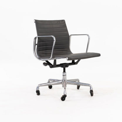 Aluminum Group Management Desk Chair, Model EA335