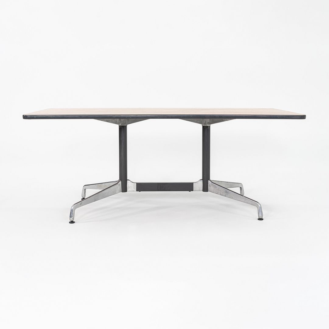 Segmented Conference Table, Model ET143