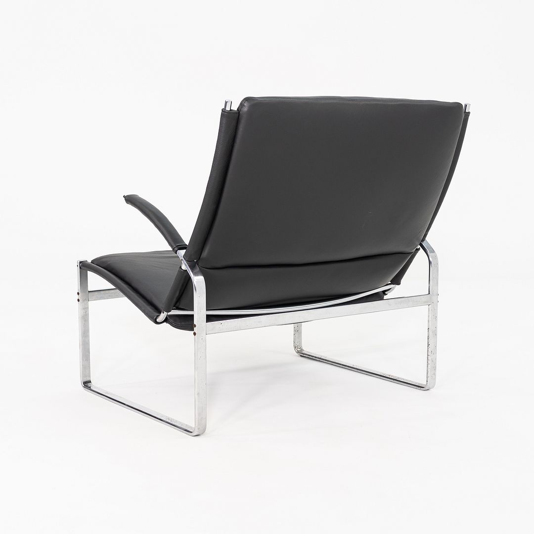 FK81 Lounge Chair