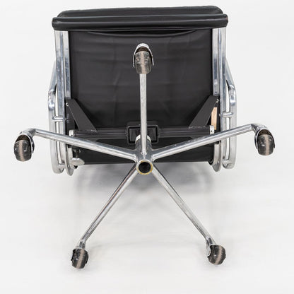 Soft Pad Management Chair, EA435