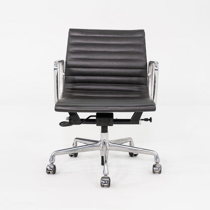 Aluminum Group Management Desk Chair, Model EA335