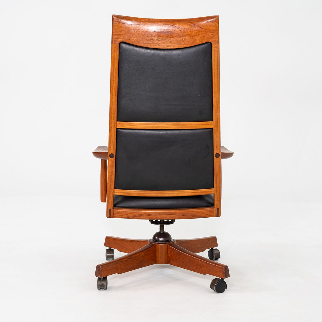 Custom Executive Desk Chair
