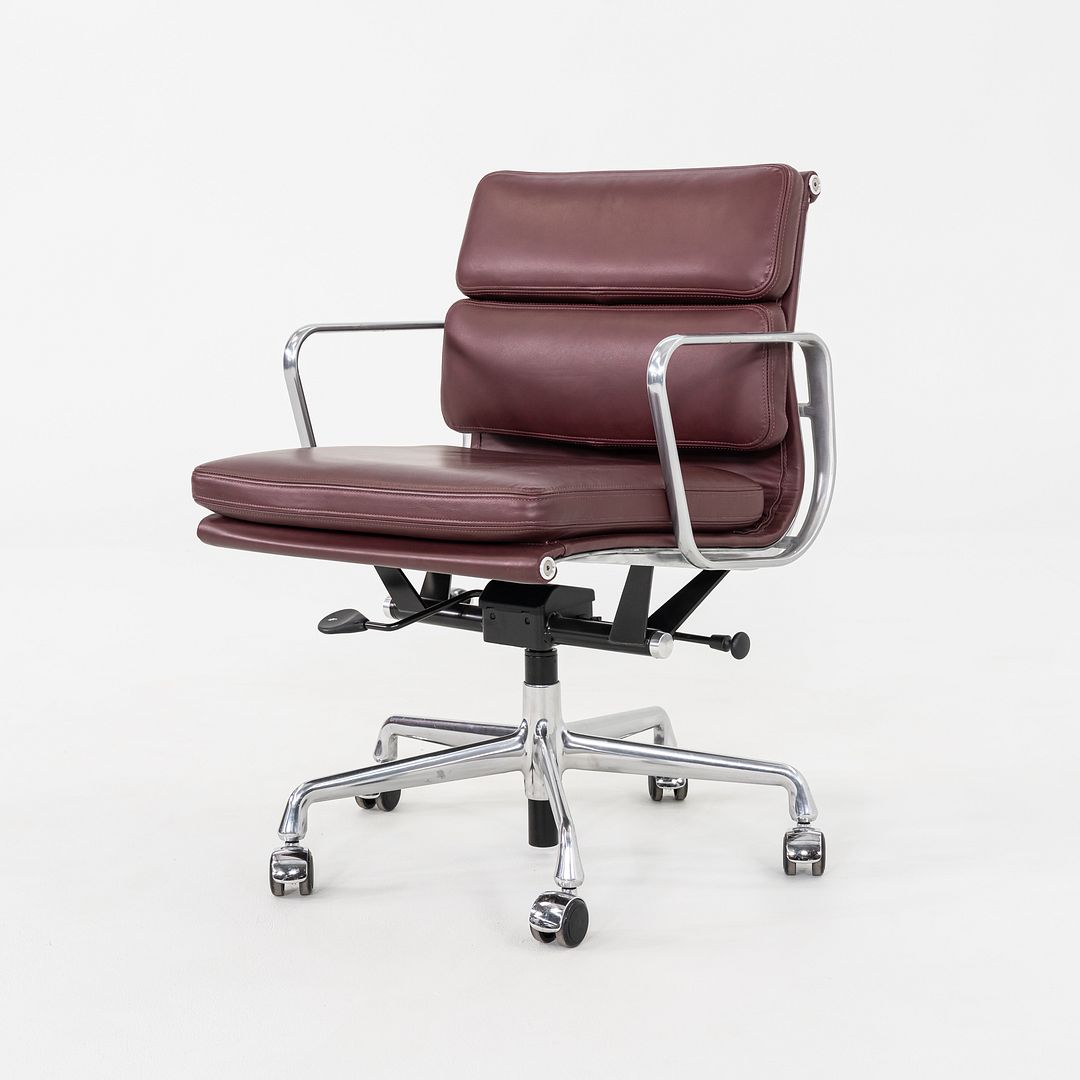 Soft Pad Management Desk Chair, EA435