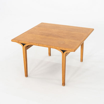 1300 Series Side Table