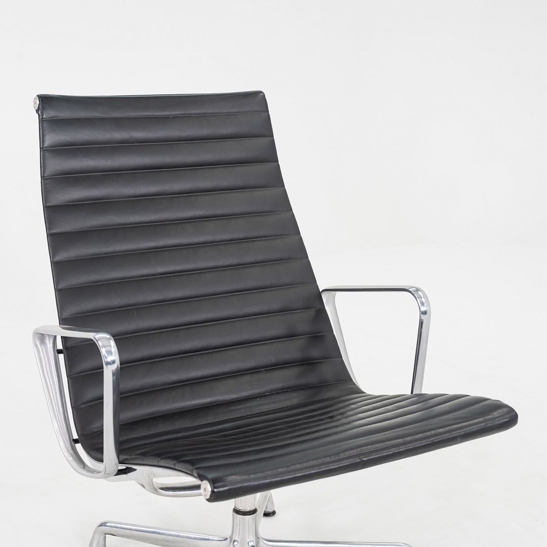 Aluminum Group Lounge Chair, EA333