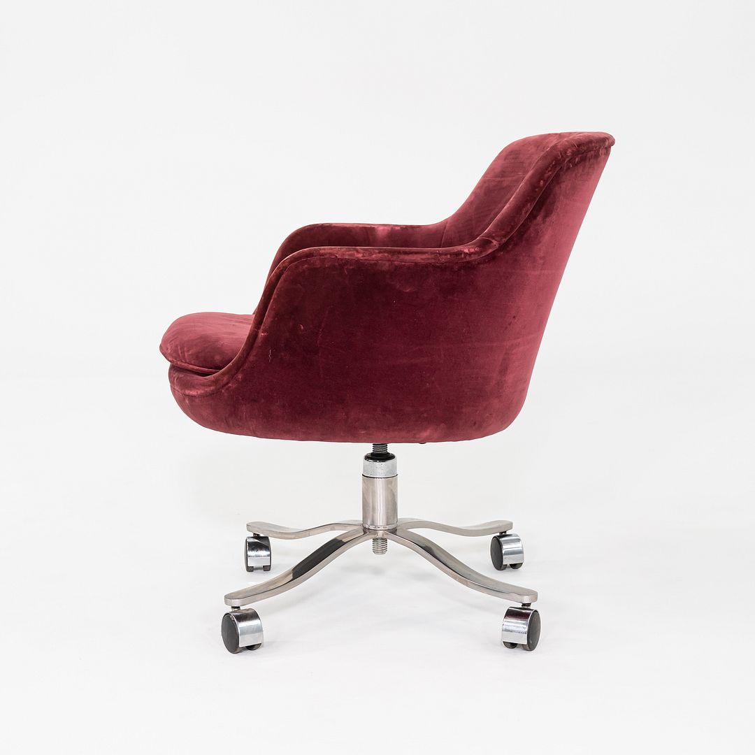 CH 6 Bucket Desk Chair