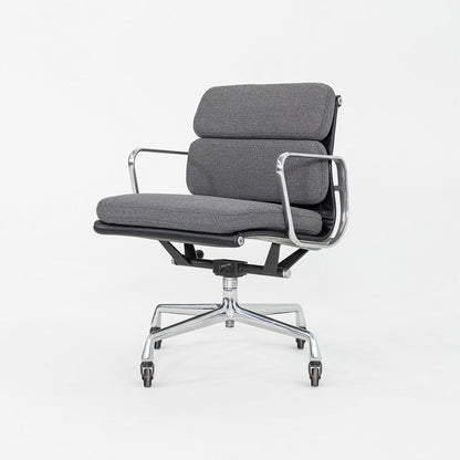 Eames Soft Pad Management Chair, Model EA417