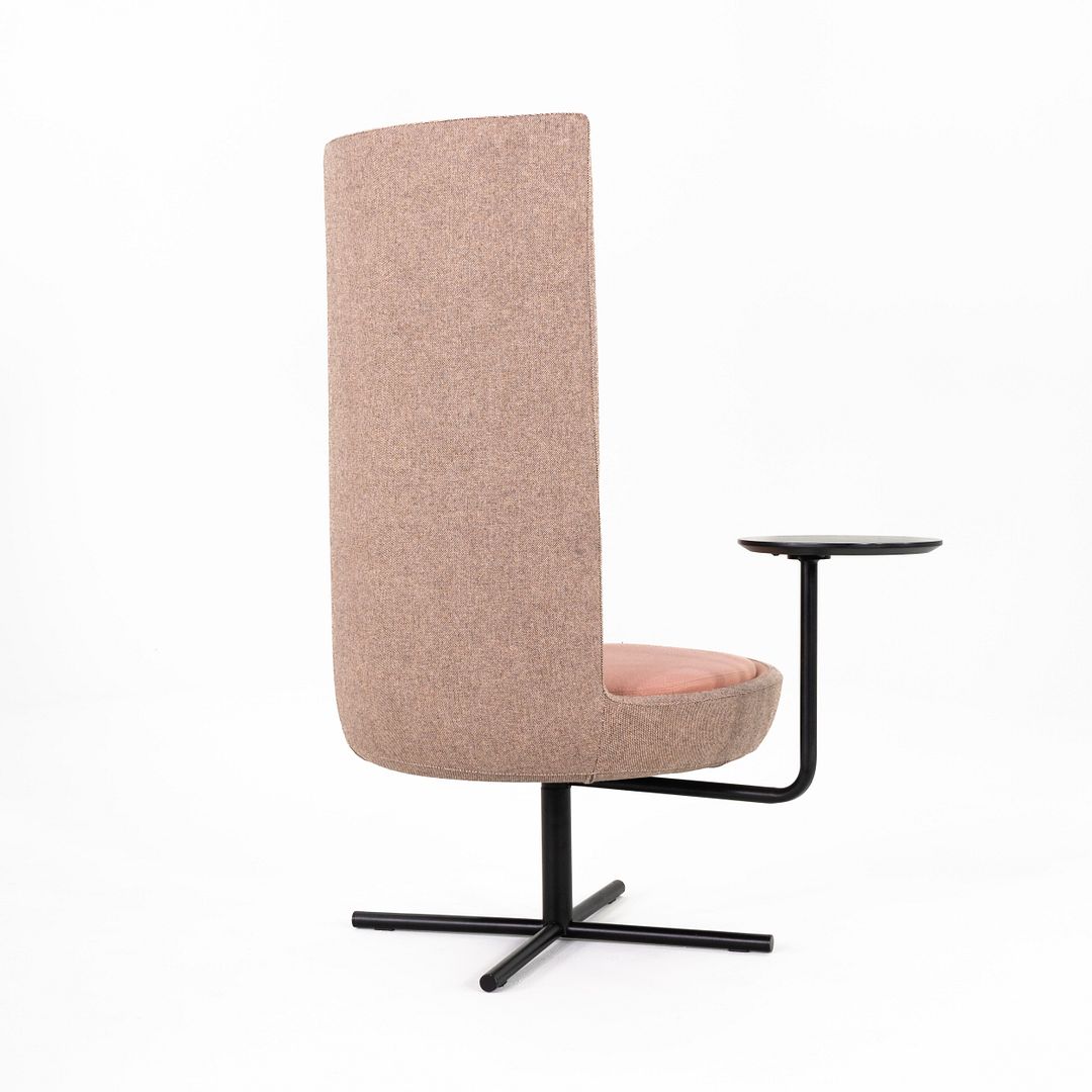 Round Private Lounge Chair