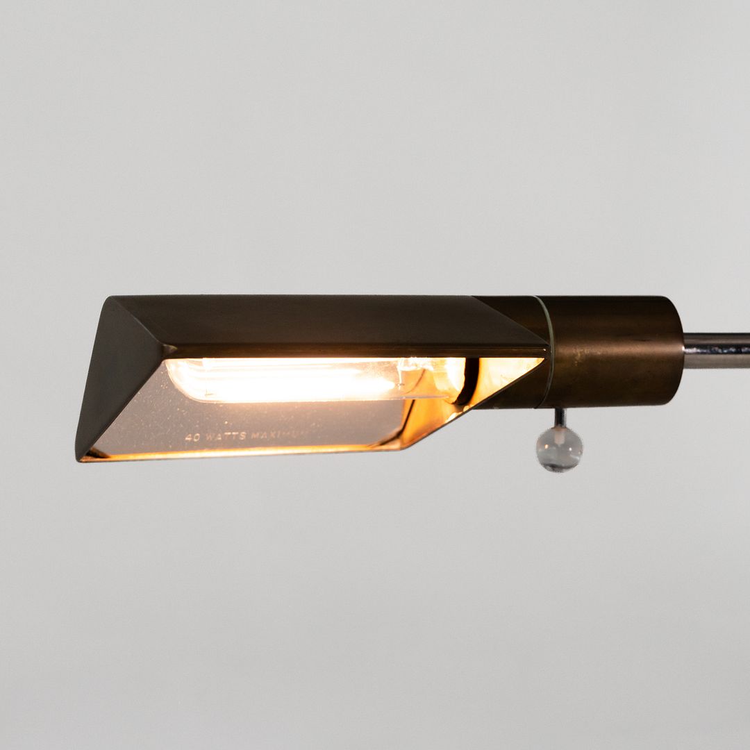 Adjustable Floor Lamp, Model 1UWV