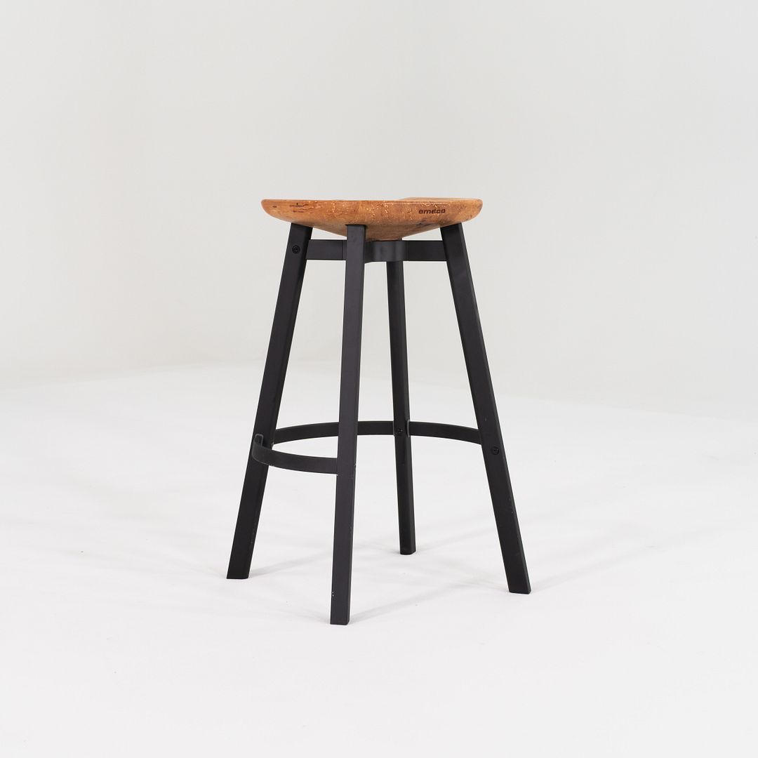 Su Bar Stool