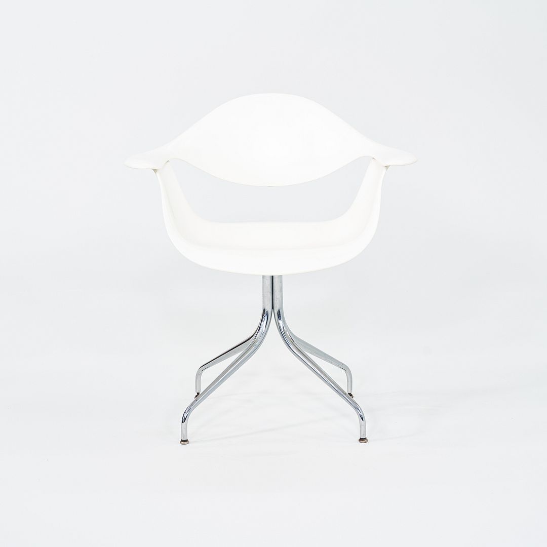 Swag Leg Chair