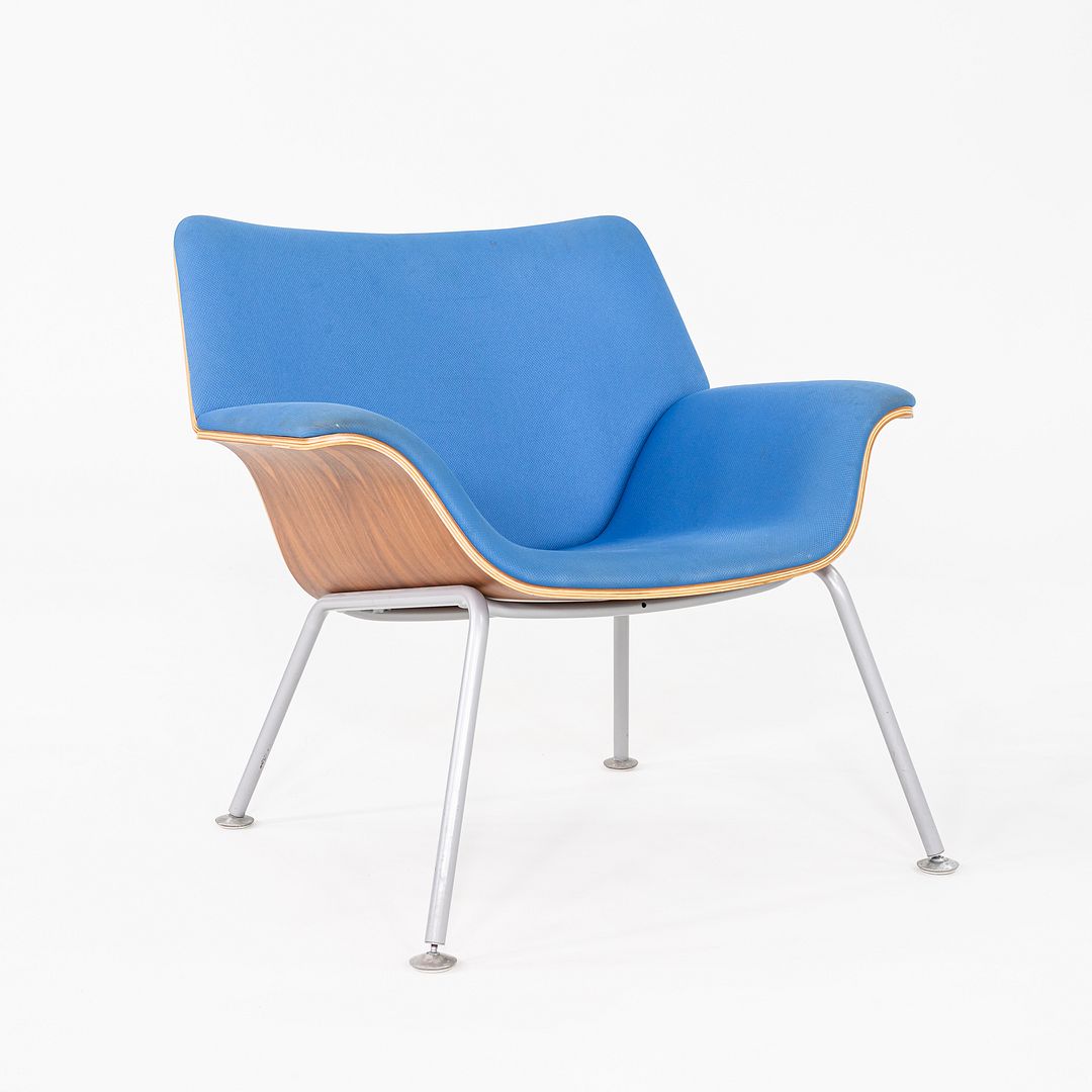 Swoop Lounge Chair