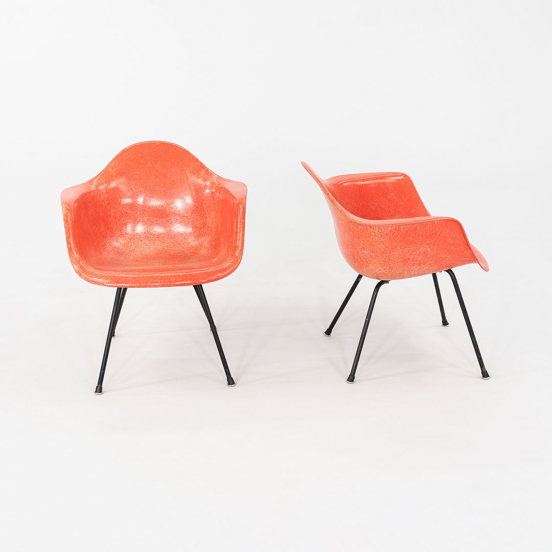 MAX Armchair