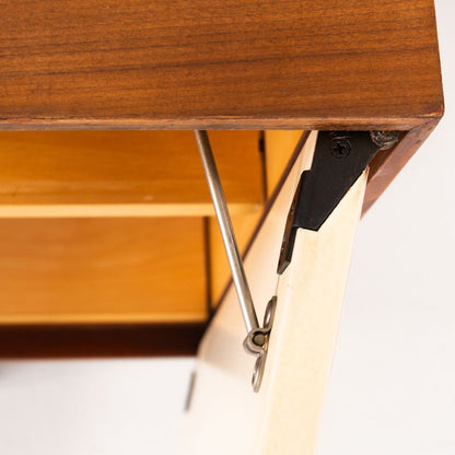 Cabinet, Model 541