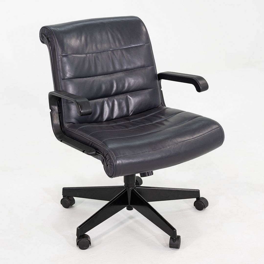 Management Desk Chair