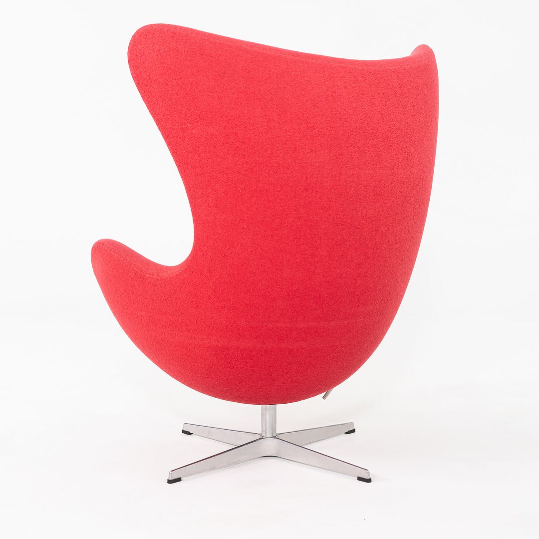 Egg Chair and Ottoman